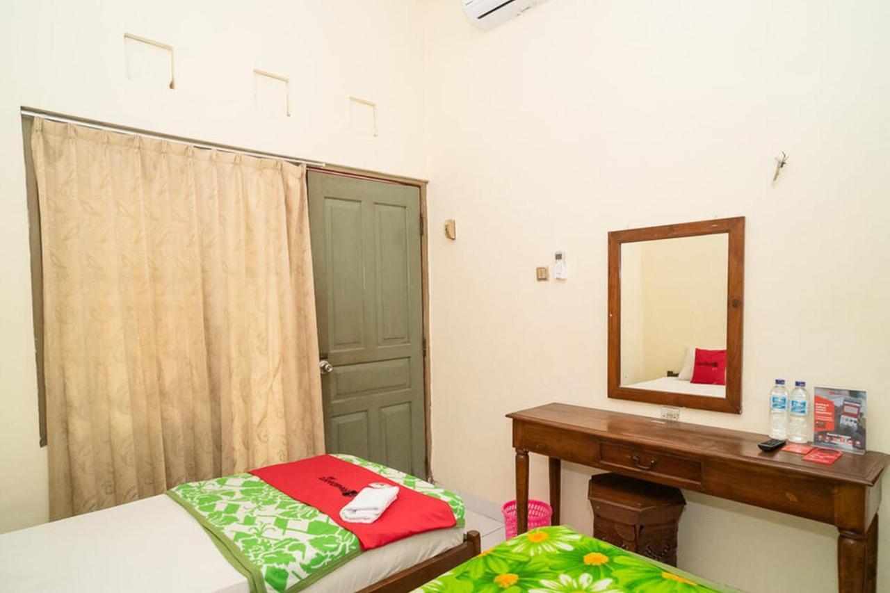 Reddoorz Near Kampus 3 Uty Yogyakarta Hotel Luaran gambar